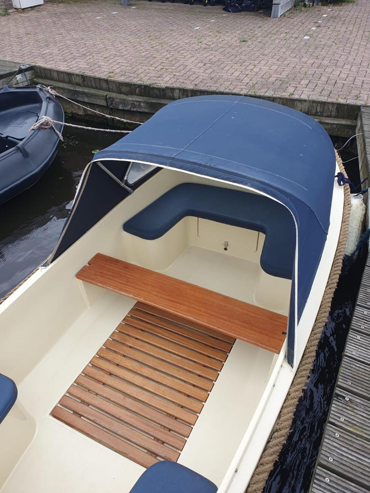 Boat Stoer - Inclusief Sloep Hotel Jutrijp Exterior photo